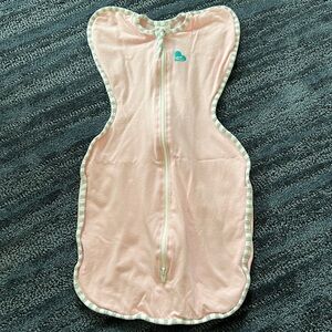 EUC- love to dream pink arms up swaddle size small